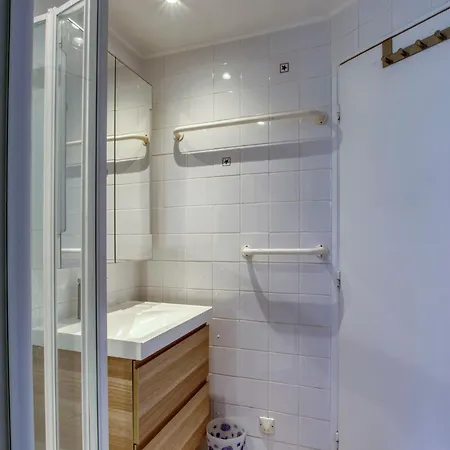 D'azur-9 By Interhome *