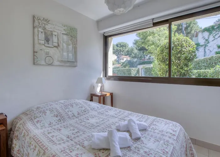 D'azur-9 By Interhome *
